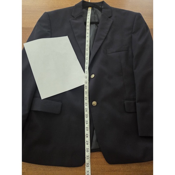 Haggar Two Button Navy Blazer Men's 46s Sport Coat Brushed Gold Buttons - Picture 3 of 15